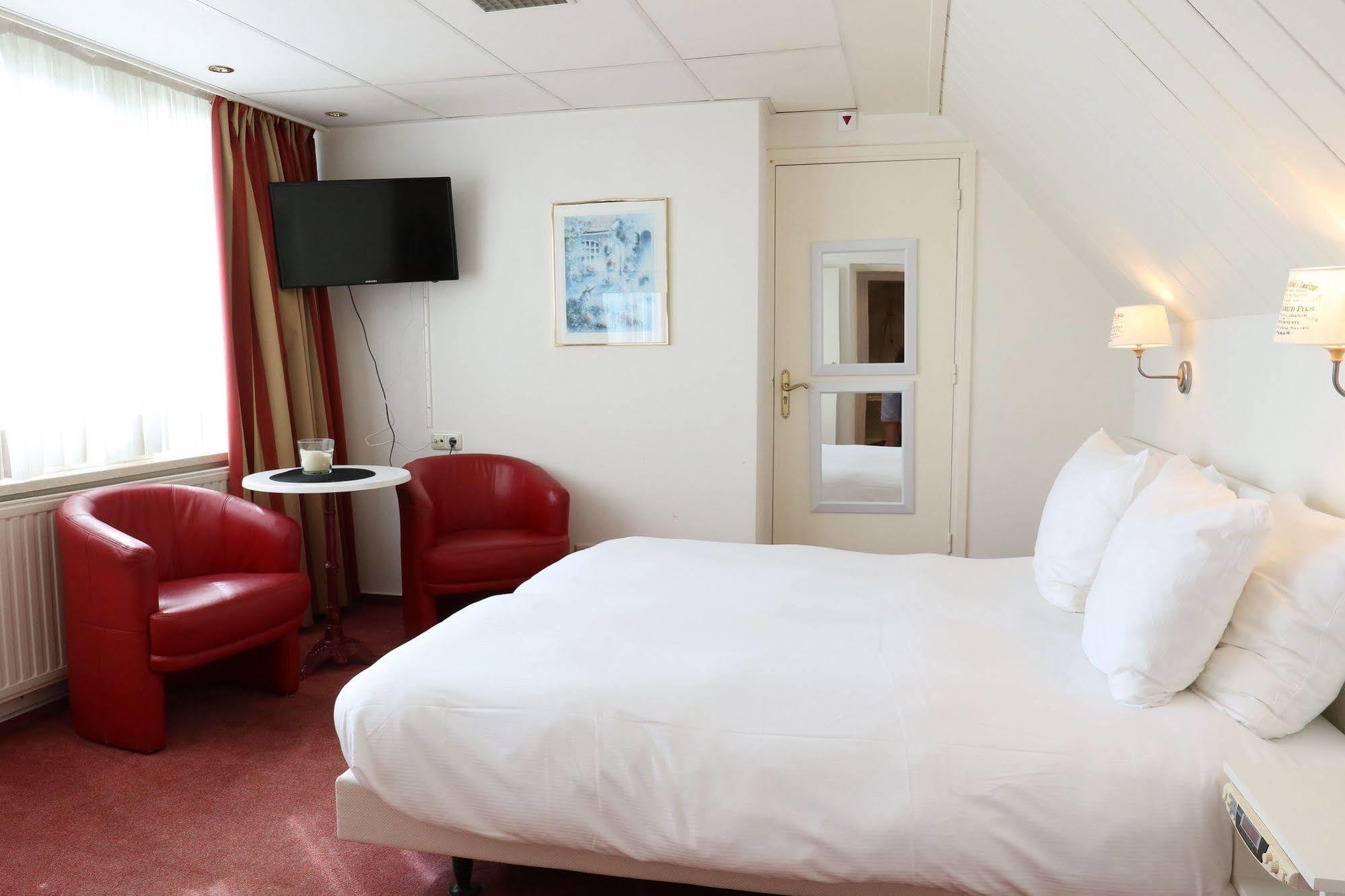 Js Hotel Epen Ngoại thất bức ảnh