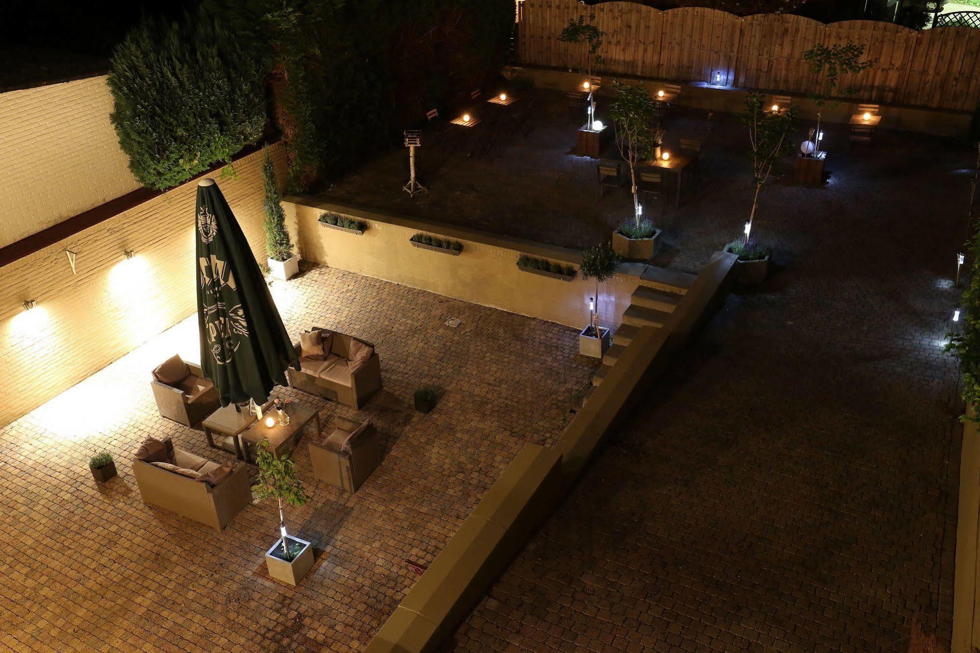 Js Hotel Epen Ngoại thất bức ảnh