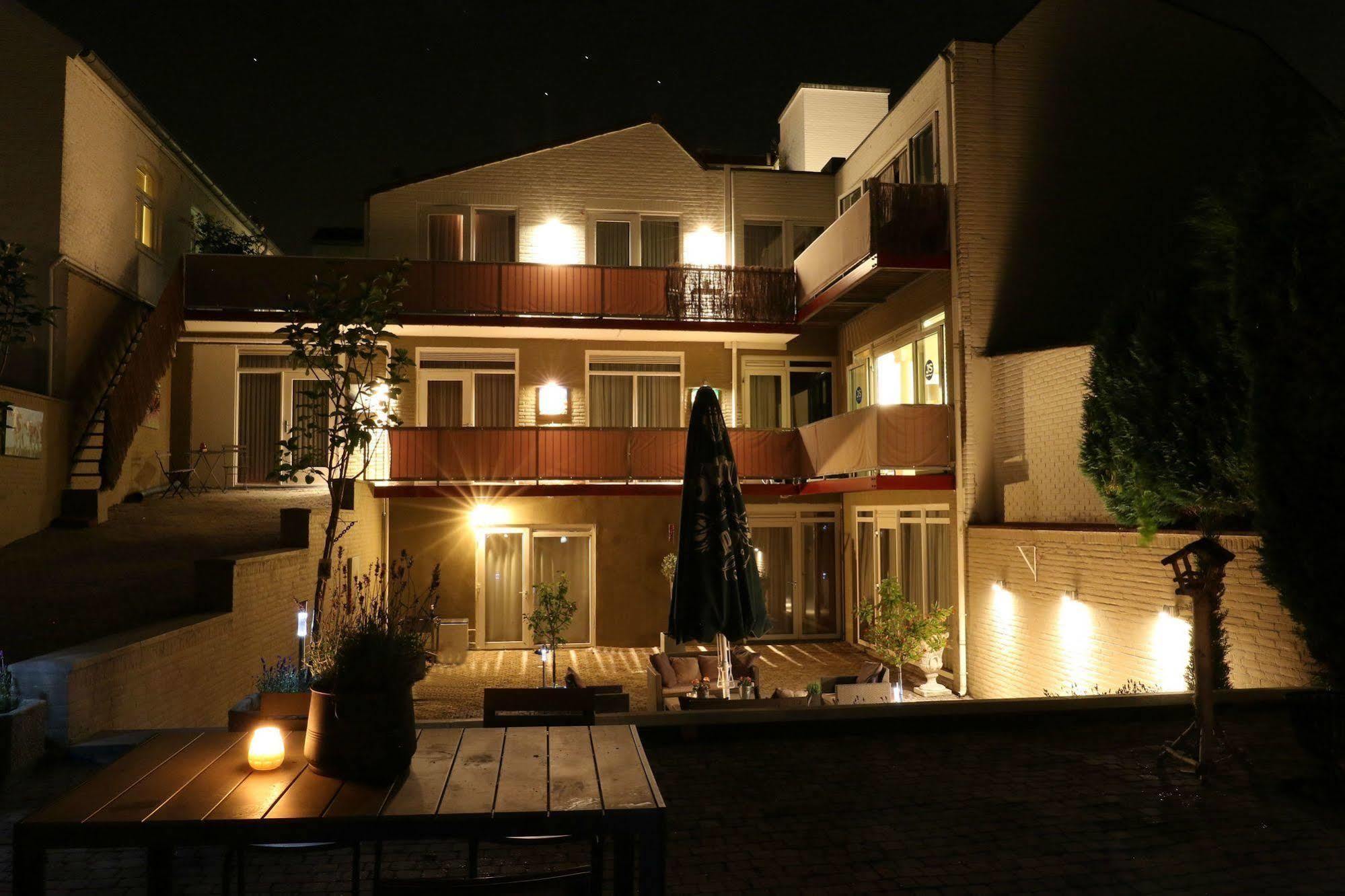 Js Hotel Epen Ngoại thất bức ảnh